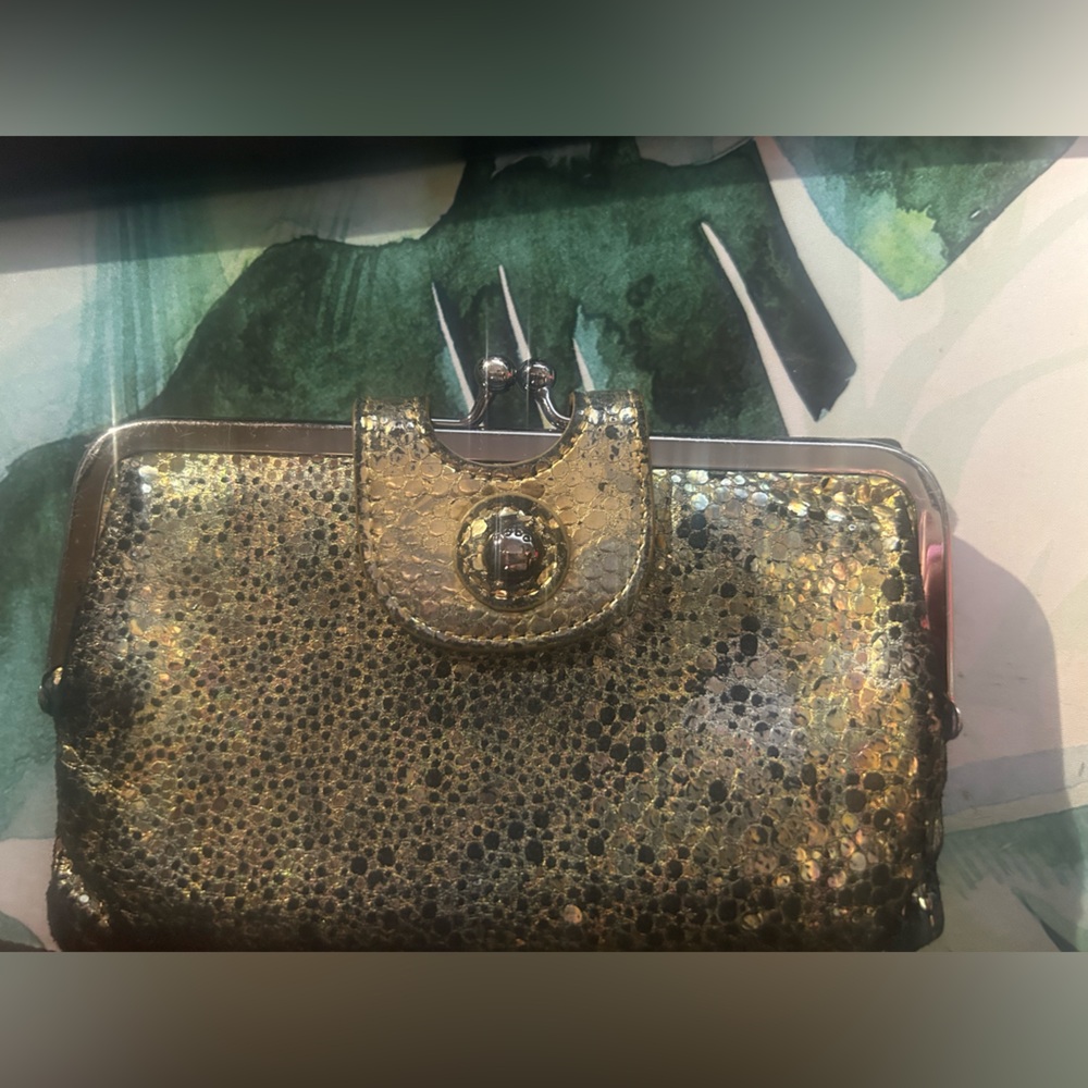 Hobo Luxurious Gold Textured Women's Wallet